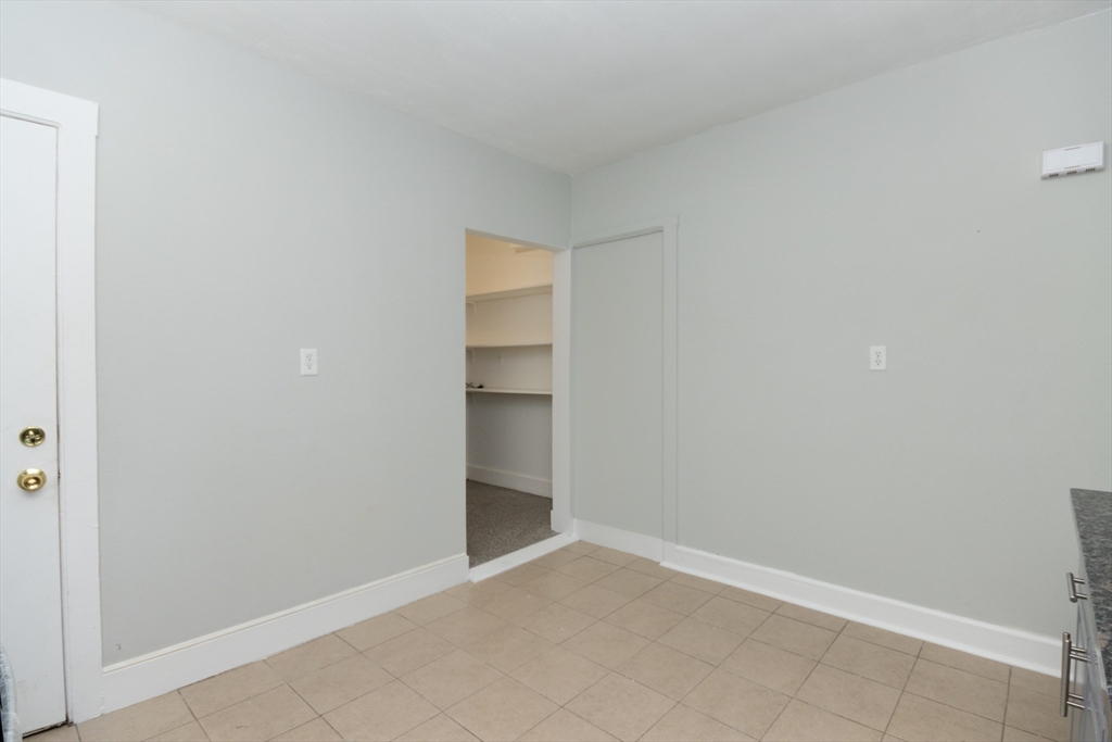 35 Torrey Street, Unit 3 Boston, MA 02124 - Photo 14 of 27