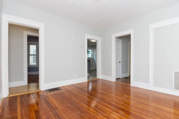 $3,000 | 35 Torrey Street, Unit 3, Boston, MA 02124