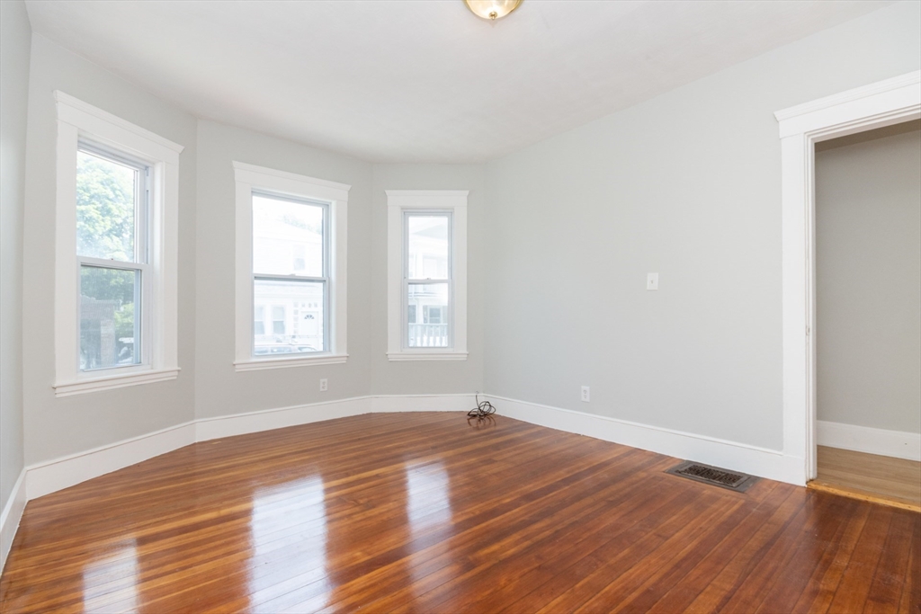 35 Torrey Street, Unit 3 Boston, MA 02124 - Photo 8 of 27