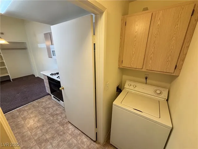 $1,135 | 7885 West Flamingo Road, Unit 2089, Las Vegas, NV 89147