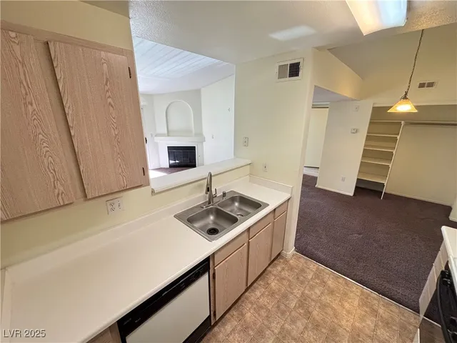 $1,135 | 7885 West Flamingo Road, Unit 2089, Las Vegas, NV 89147