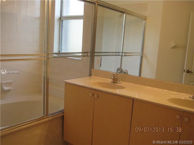 1271 Northeast 40th Road Homestead, FL 33033 - Photo 6 of 13 Gallery Image 6