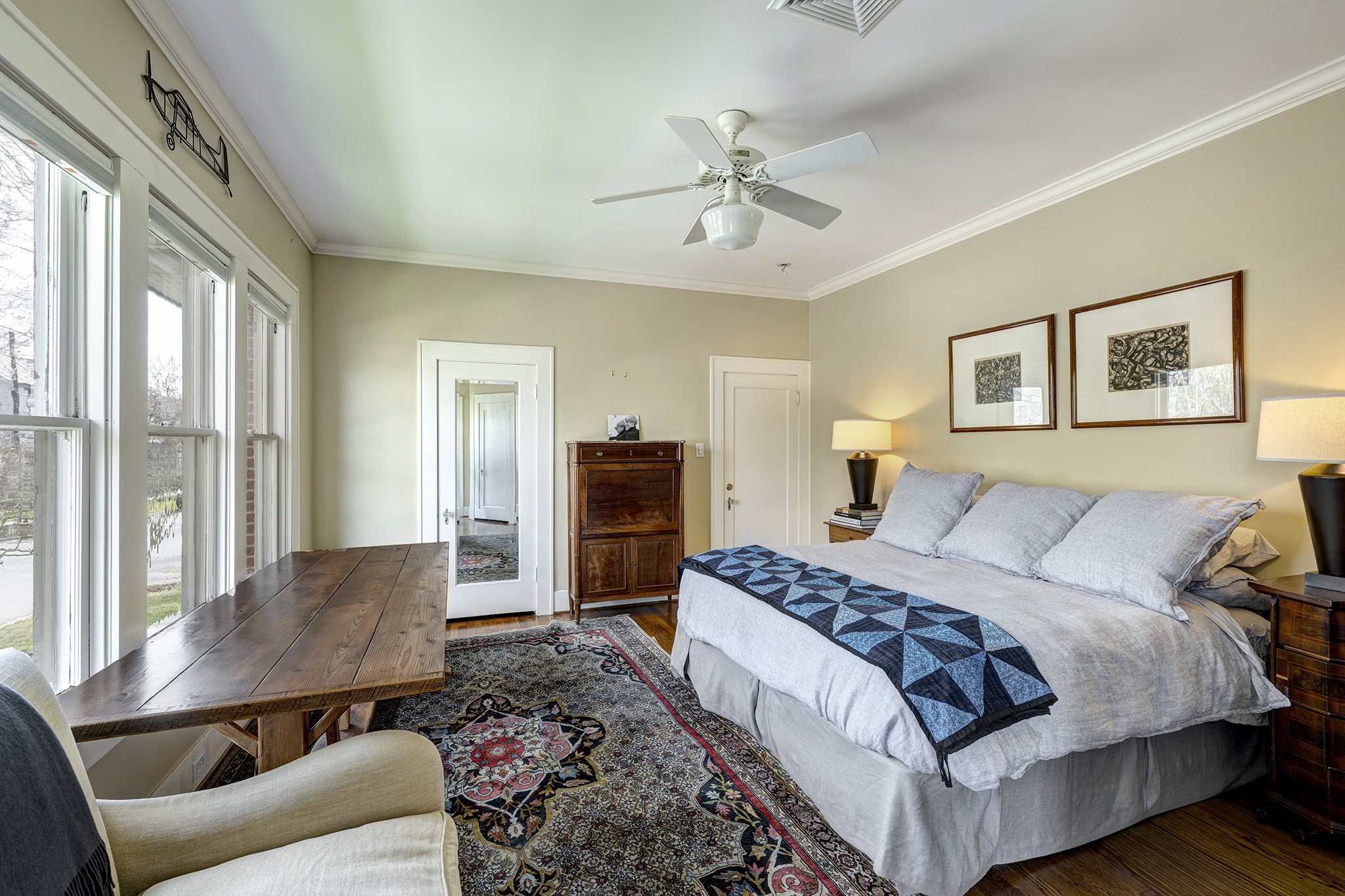 1902 Bolsover Street Houston, TX 77005 - Photo 13 of 27 Large primary bedroom has 2 closets, one that is walk-in with an extra storage space, plus room for a seating area.