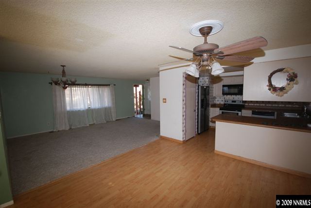 15615 Fawn Lane Reno, NV 89511 - Photo 3 of 9 Photo 3
