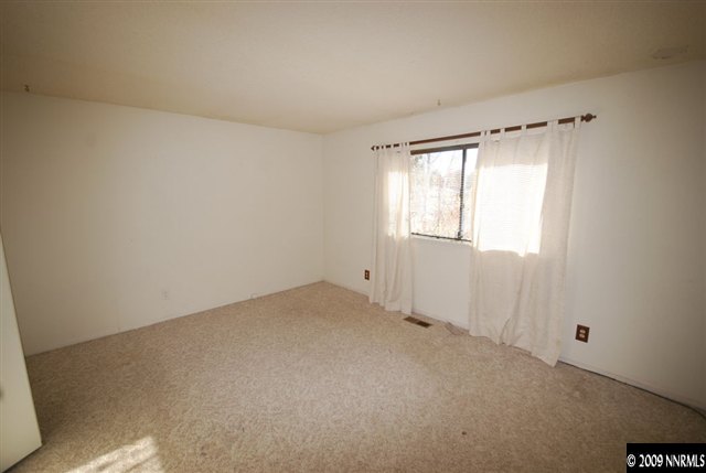 15615 Fawn Lane Reno, NV 89511 - Photo 7 of 9 Photo 7