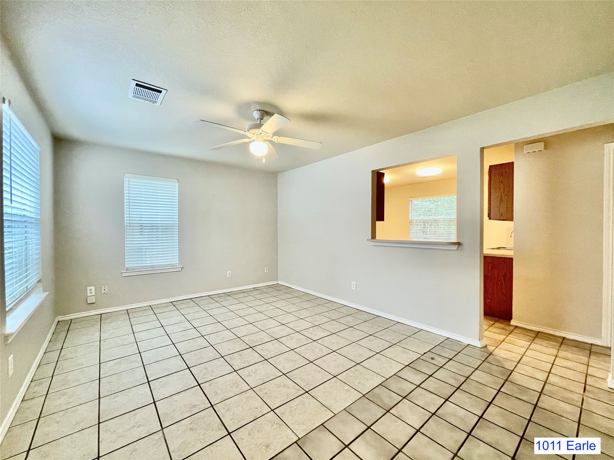 1007-1015 Earle Street San Marcos, TX 78666 - Photo 14 of 25 a view of an empty room