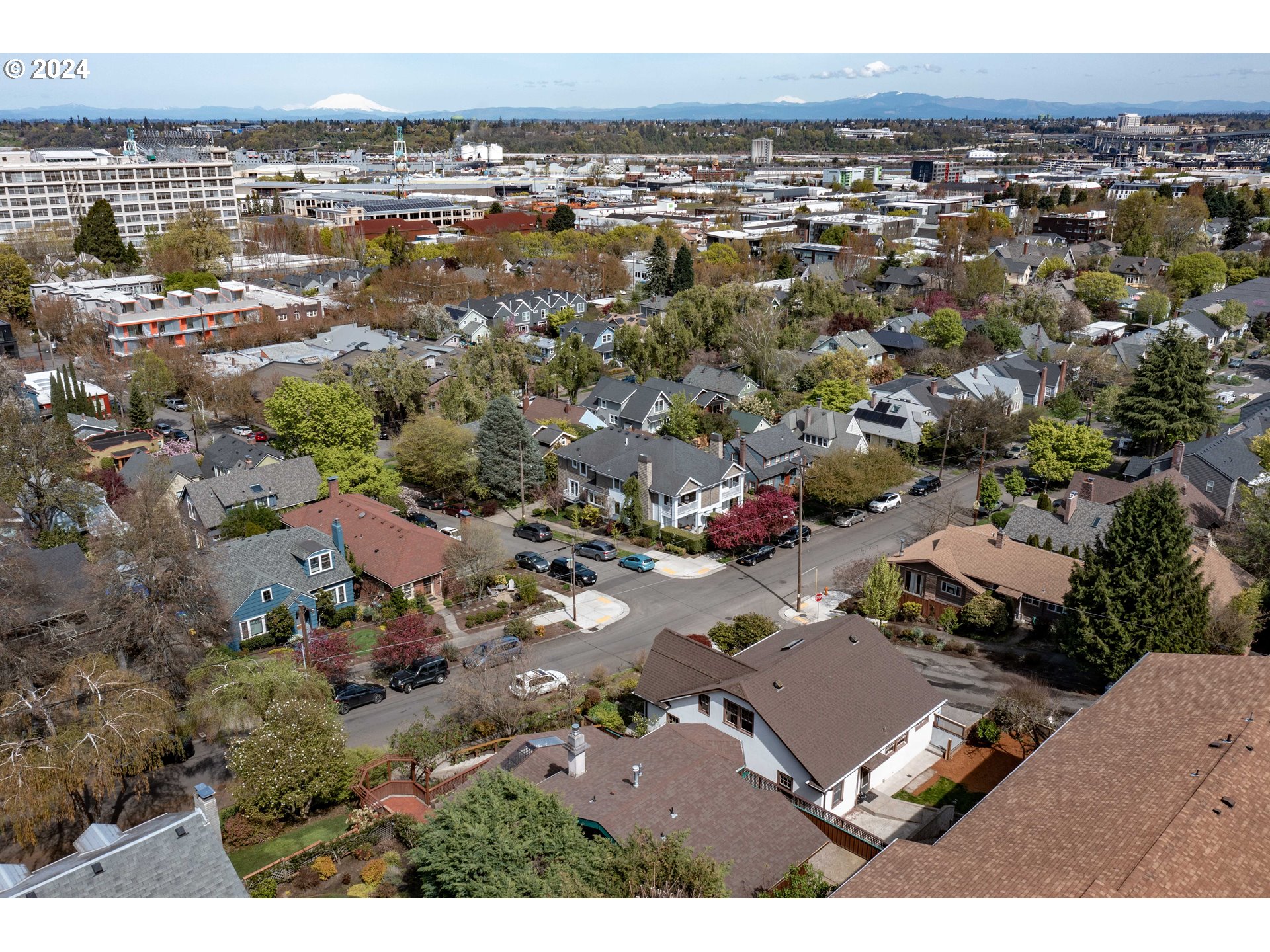 2808 Northwest Raleigh Street Portland, OR 97210 - Photo 36 of 48 Gallery Image 36