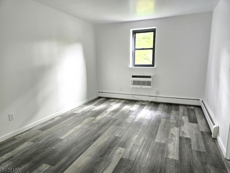 1041 Ridge Street, Unit B 59 Phillipsburg, NJ 08865 - Photo 6 of 19 Gallery Image 6