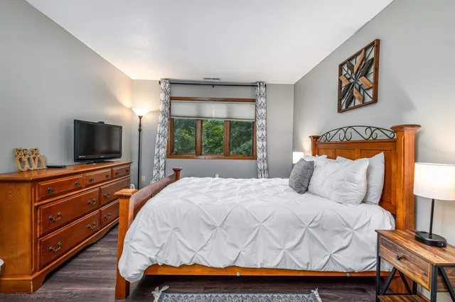 $237,000 | 2 Creekwood Lane, Galena, IL 61036