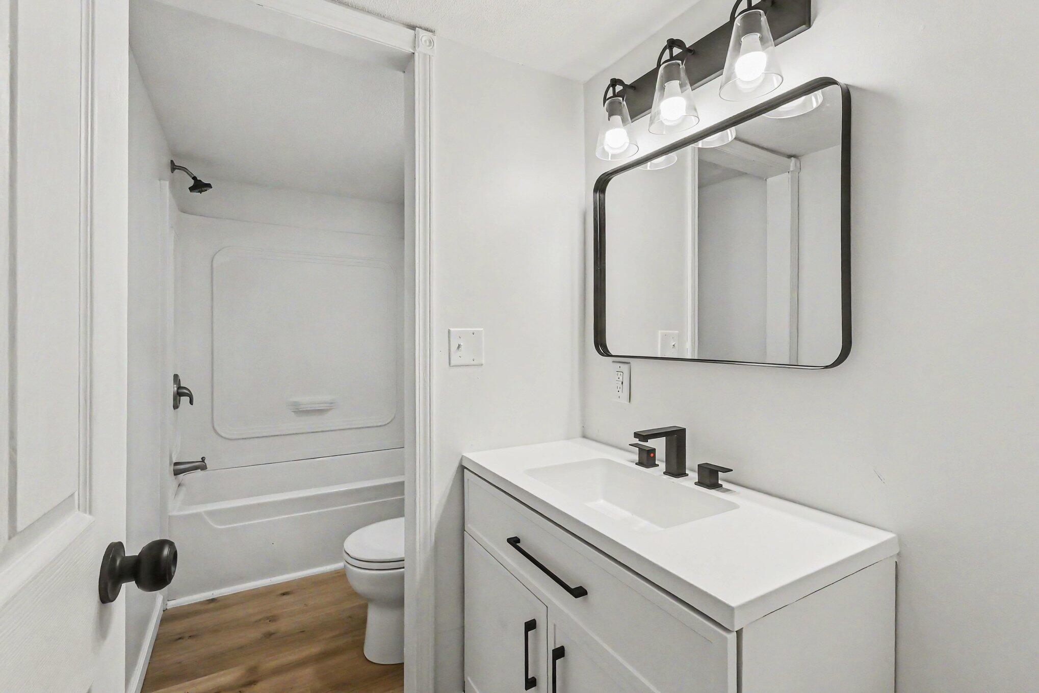 2795 South Bradley Road Charlotte, MI 48813 - Photo 13 of 23 024_file_6717