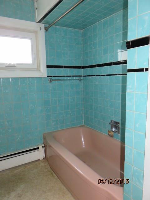 7 Twombley Road Sanford, ME 04073 - Photo 13 of 28 Unit A bath