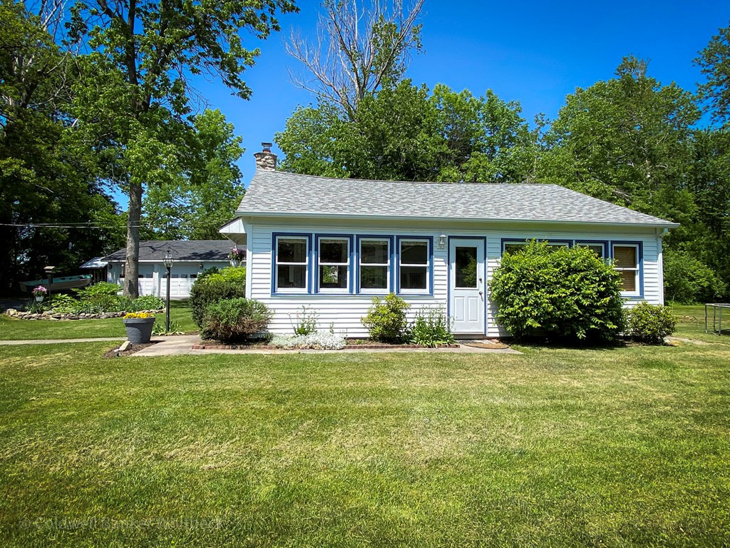 455 Cumberland Head Road Plattsburgh, NY 12901 - Photo 46 of 49 Gallery Image 46