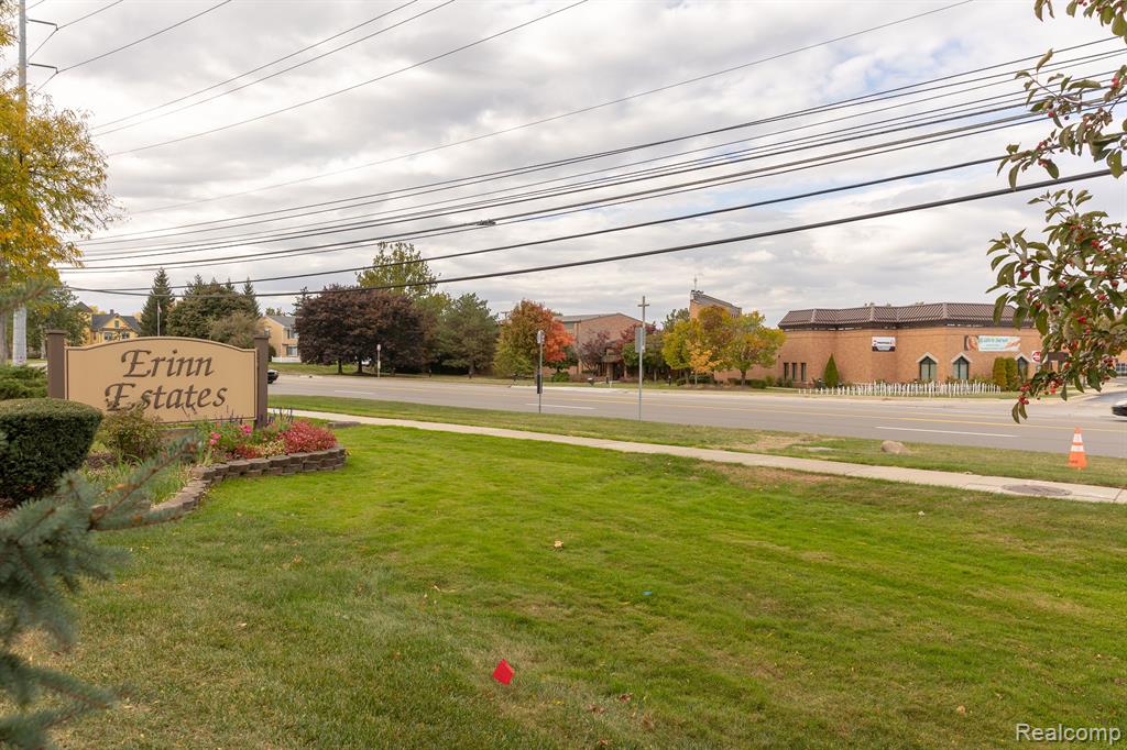 32115 West 12 Mile Road, Unit 5 Farmington Hills, MI 48334 - Photo 31 of 38