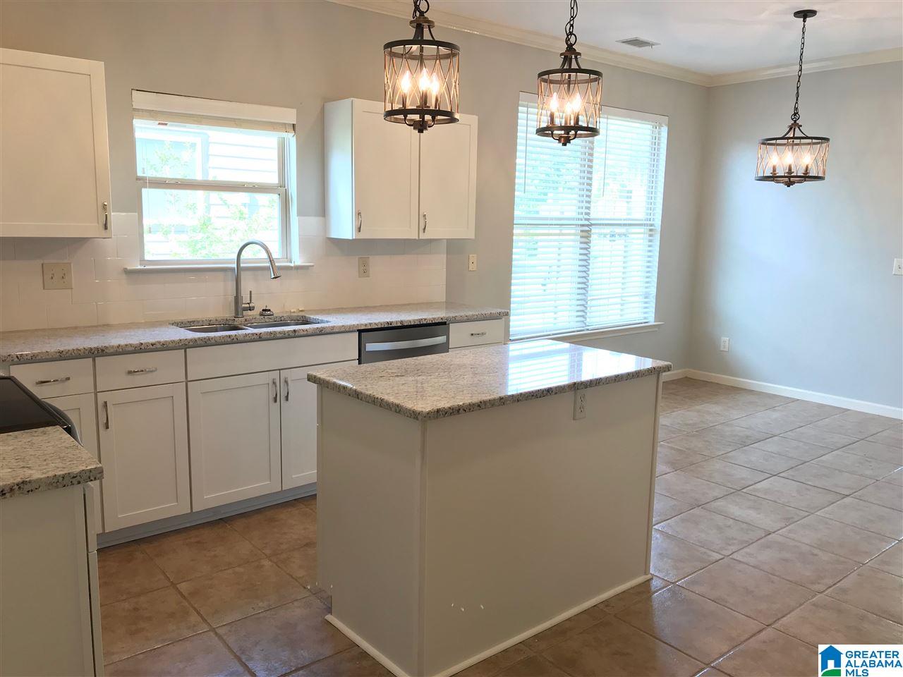 1056 Riviera Drive Calera, AL 35040 - Photo 3 of 28