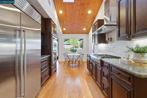 $1,650,000 | 1124 Sanders Drive, Moraga, CA 94556
