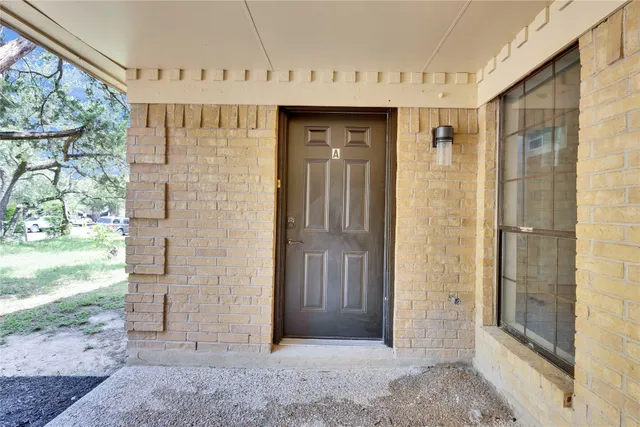$1,850 | 8511 Fathom Circle, Unit A, Austin, TX 78750