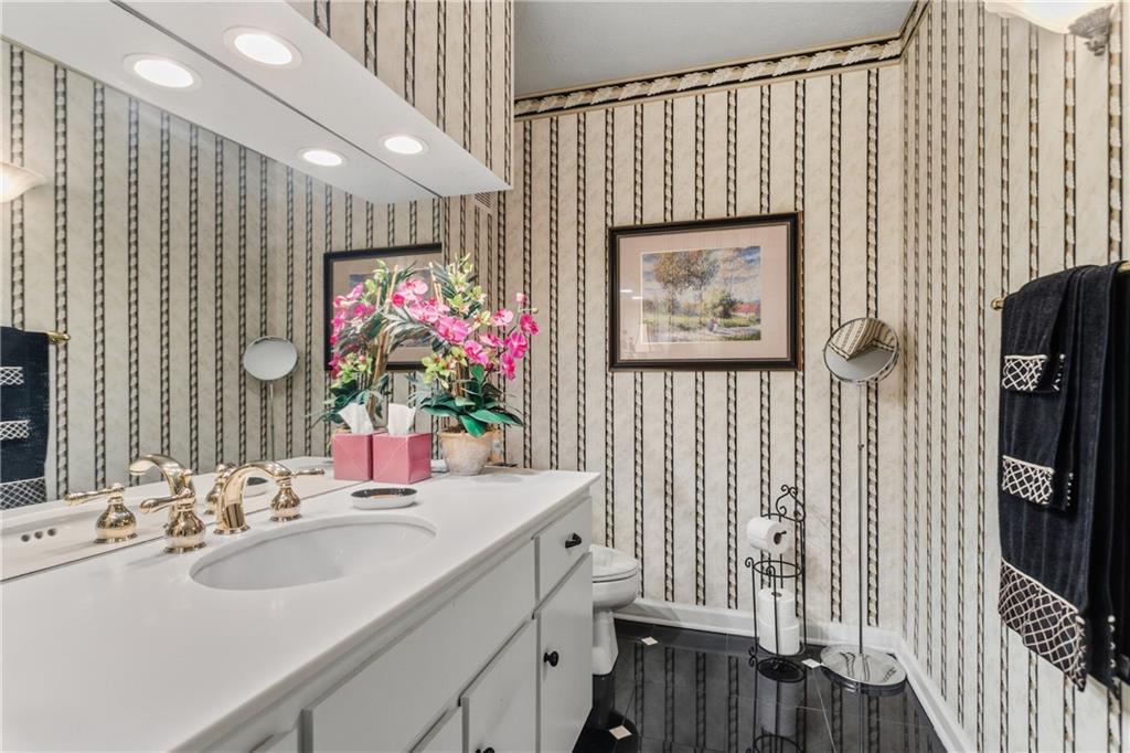 1025 Rays Road Stone Mountain, GA 30083 - Photo 14 of 56