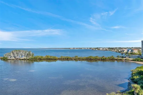 $199,900 | 5915 Sea Ranch Drive, Unit 512, Hudson, FL 34667