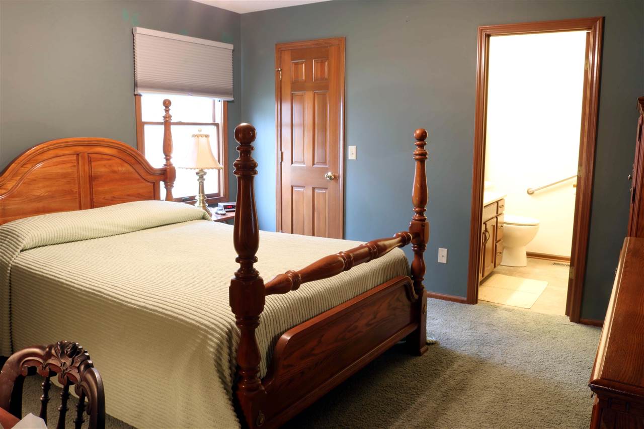 9632 Mariners Ridge Drive Fort Wayne, IN 46819 - Photo 16 of 27