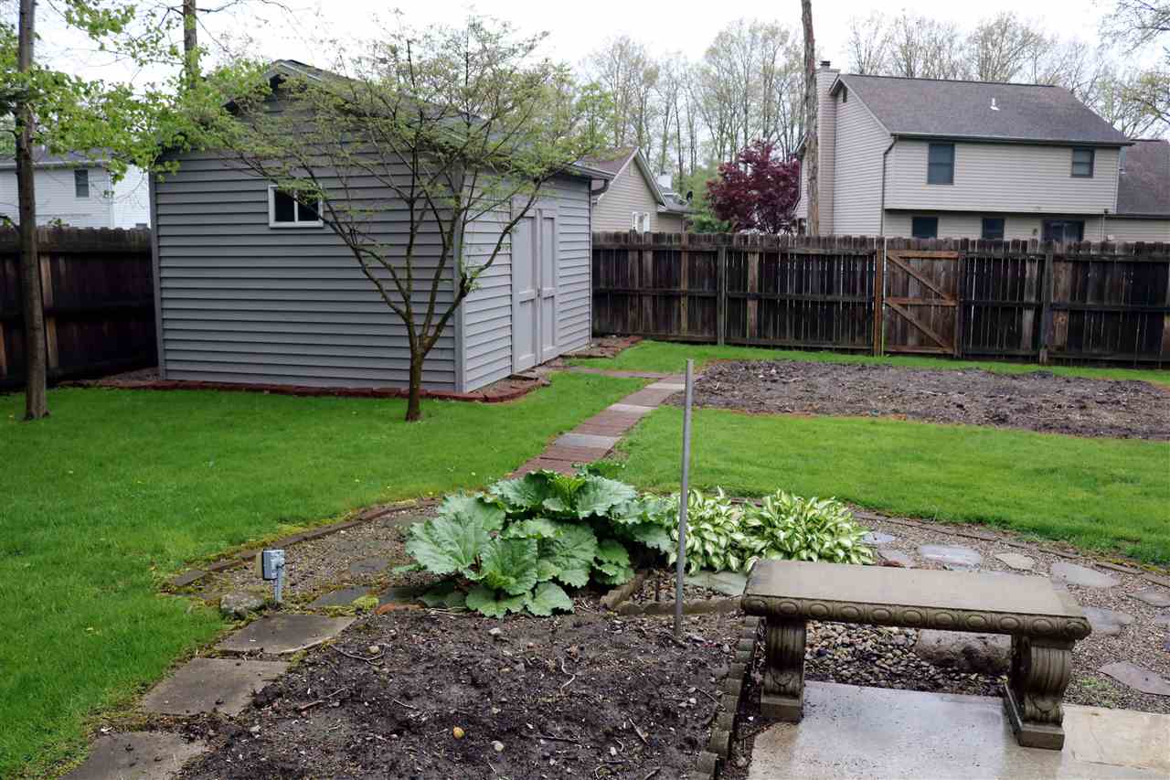 9632 Mariners Ridge Drive Fort Wayne, IN 46819 - Photo 21 of 27