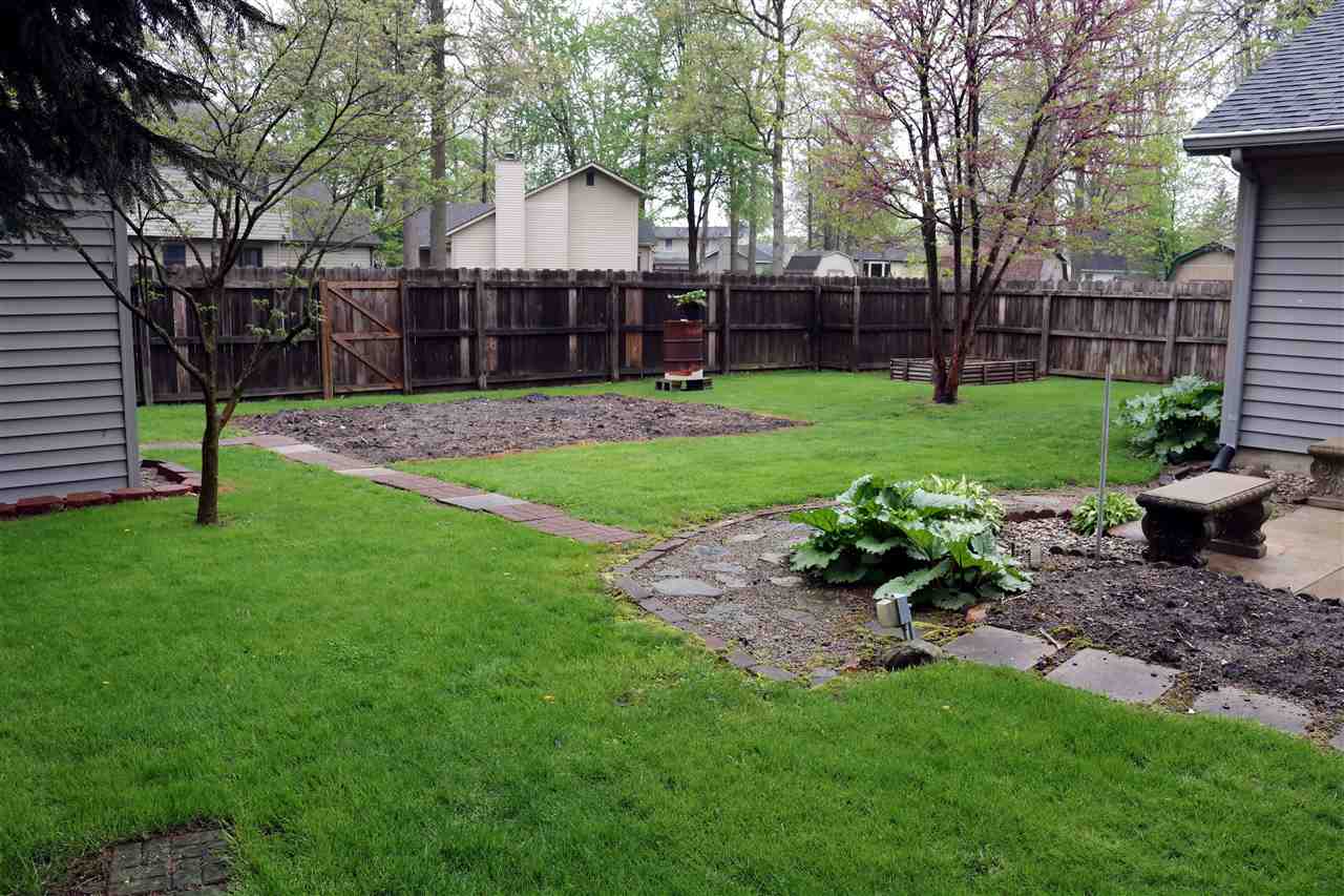 9632 Mariners Ridge Drive Fort Wayne, IN 46819 - Photo 22 of 27