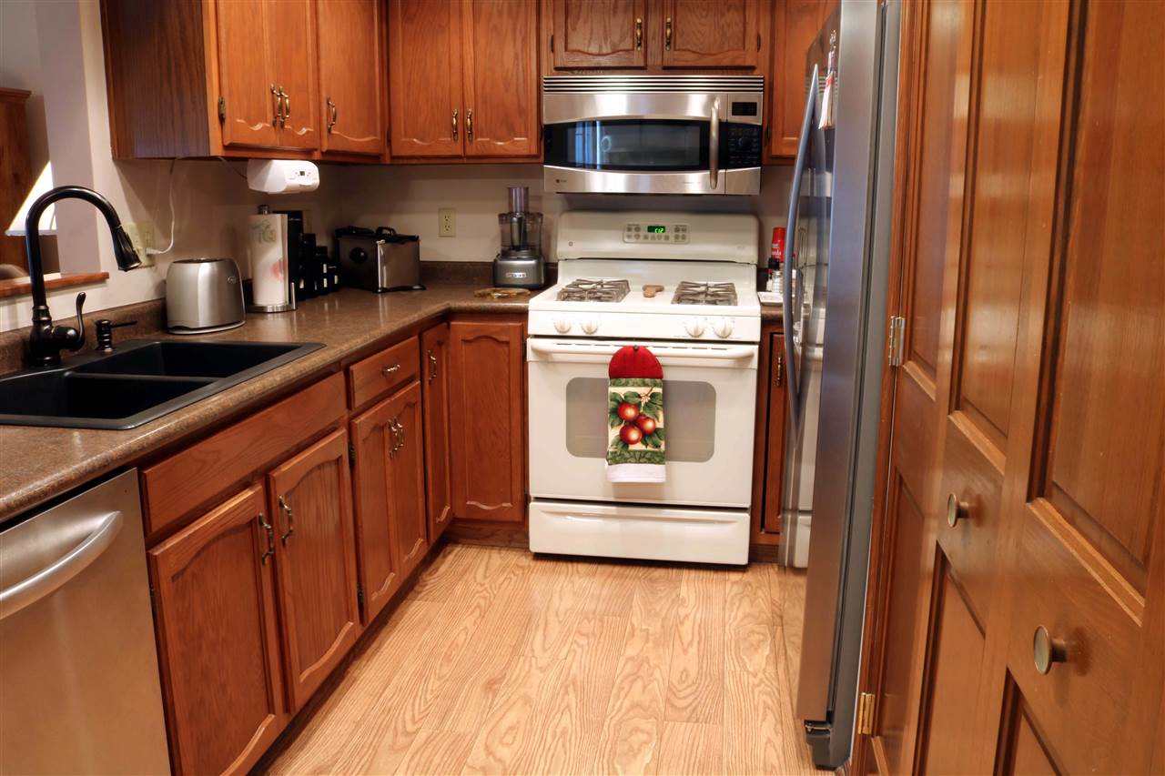 9632 Mariners Ridge Drive Fort Wayne, IN 46819 - Photo 9 of 27