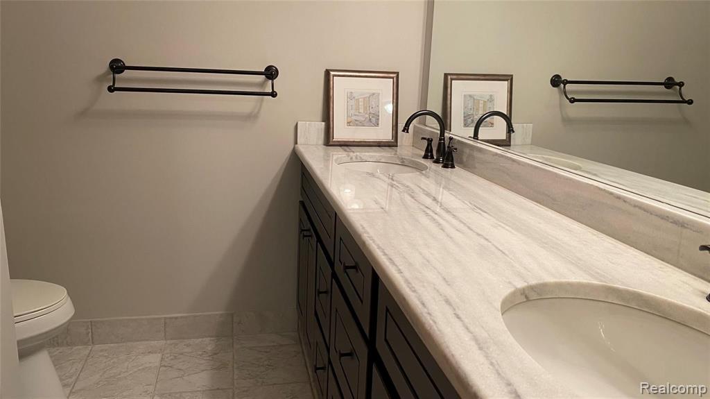 3099 Baypoint Drive Rochester, MI 48309 - Photo 21 of 32