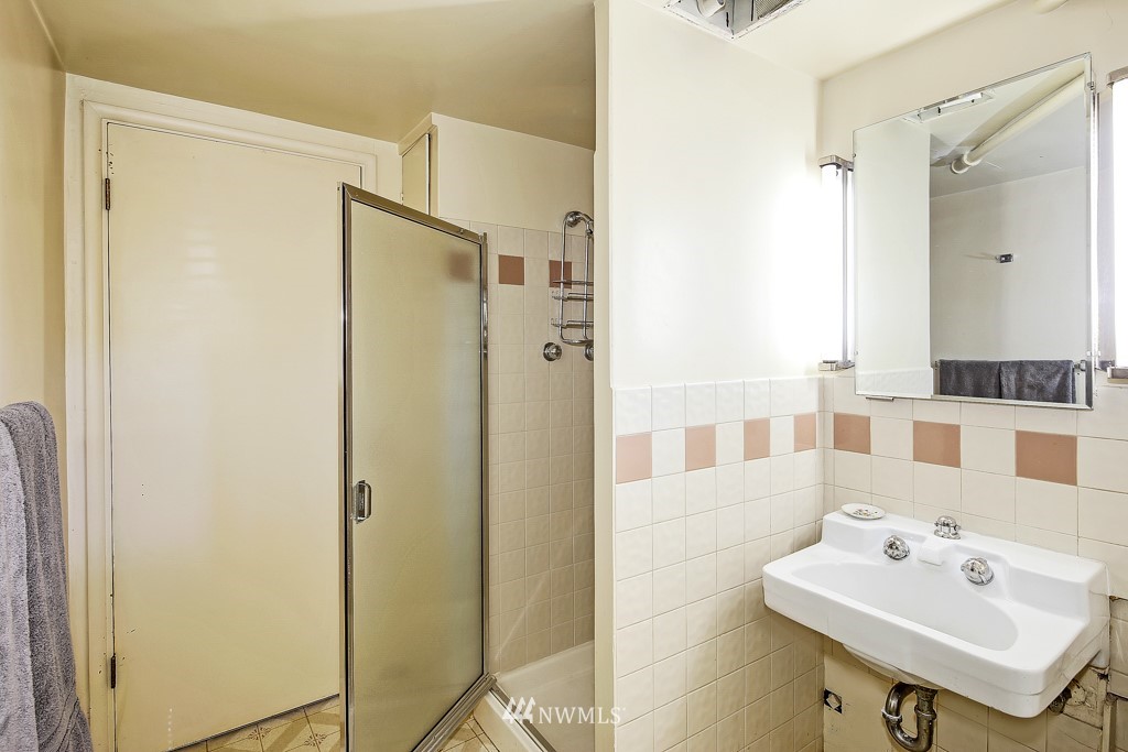 4121 Southwest Webster Street Seattle, WA 98136 - Photo 19 of 25 Gallery Image 19