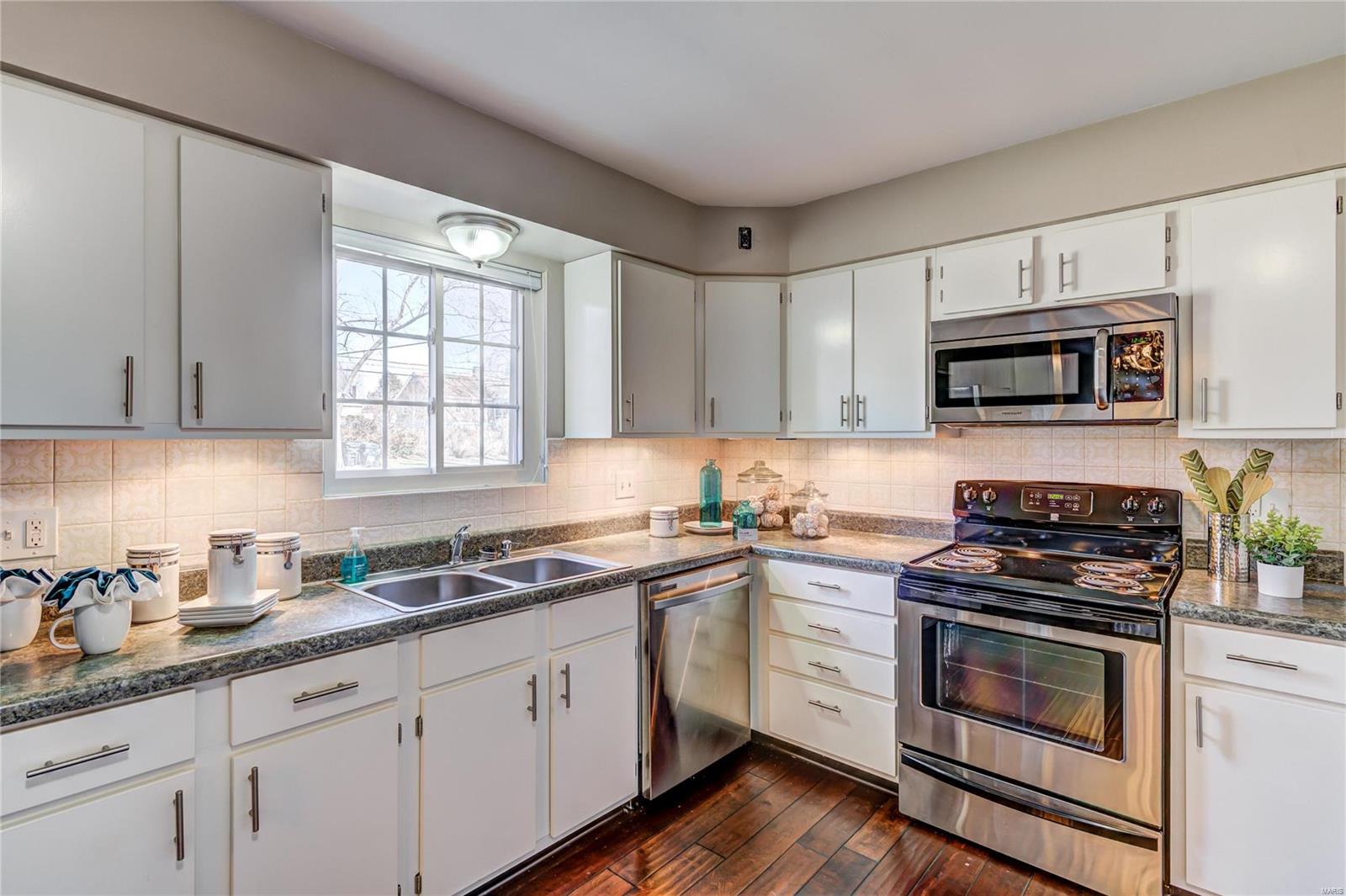 9875 Reavis Road St. Louis, MO 63123 - Photo 24 of 39