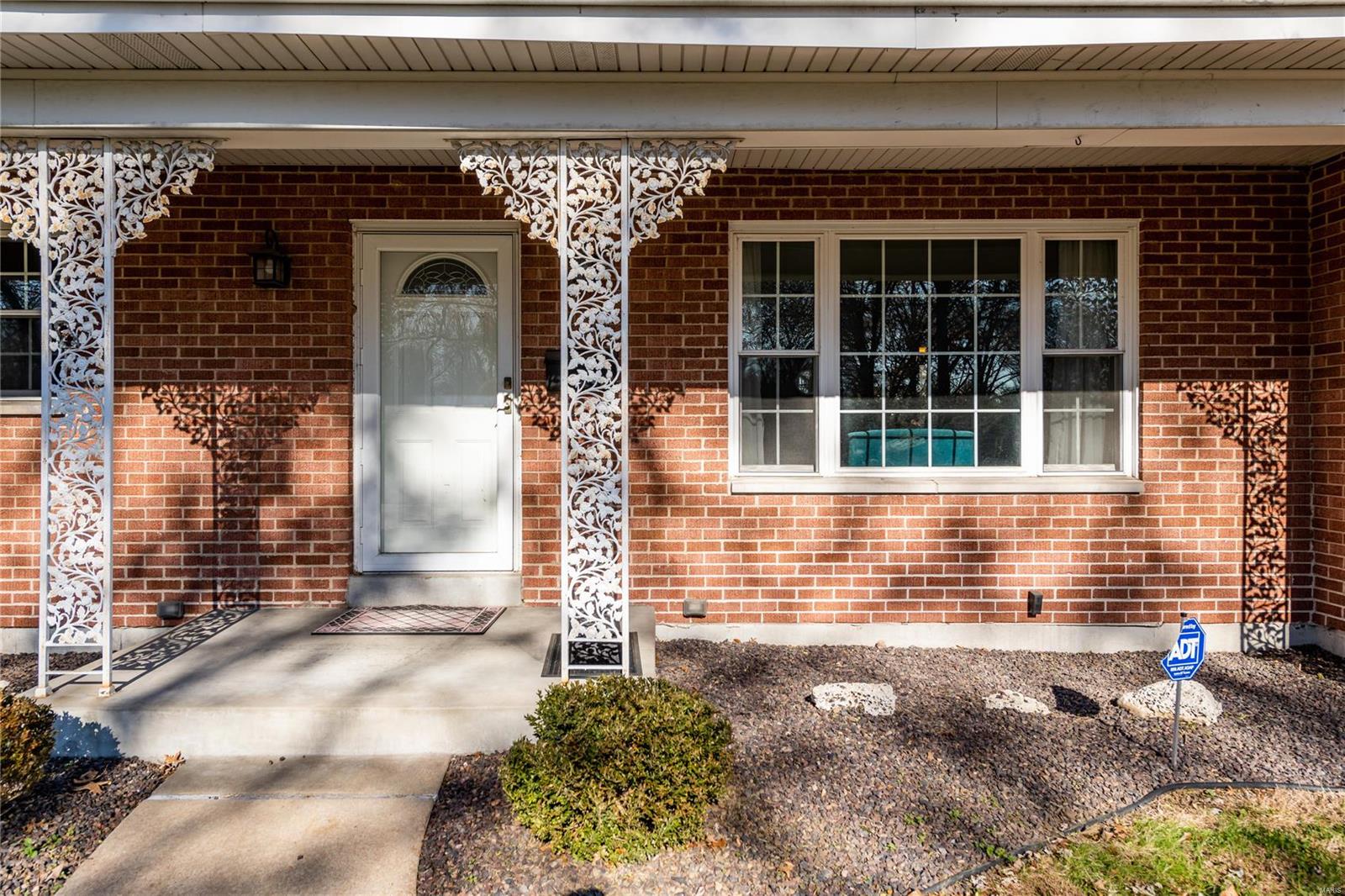 9875 Reavis Road St. Louis, MO 63123 - Photo 4 of 39