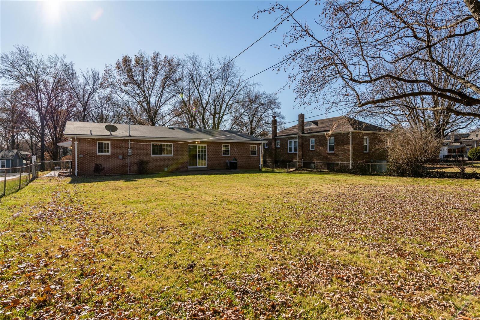 9875 Reavis Road St. Louis, MO 63123 - Photo 7 of 39