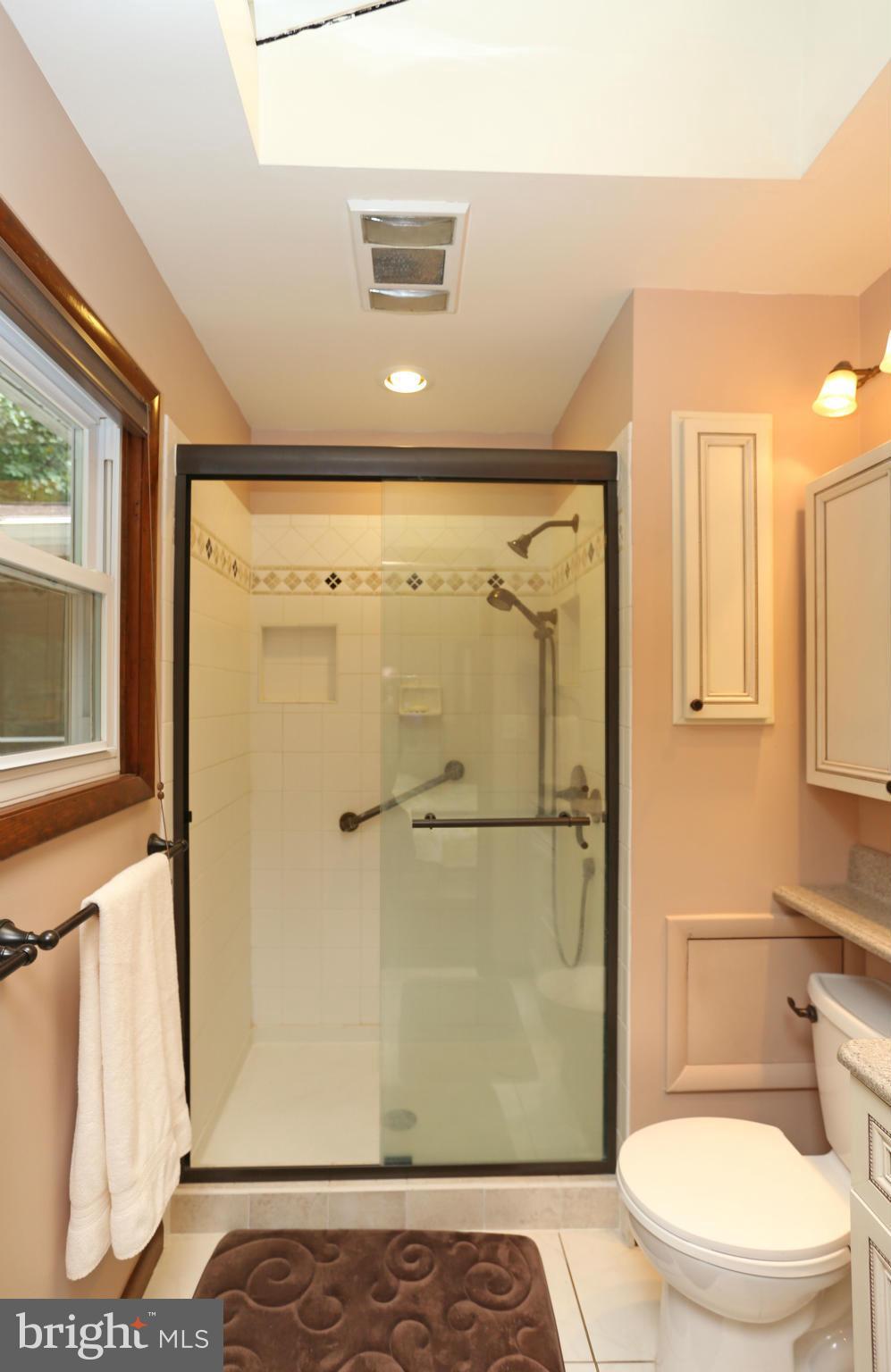1305 Erica Court Fallston, MD 21047 - Photo 20 of 29 Bath (Master)