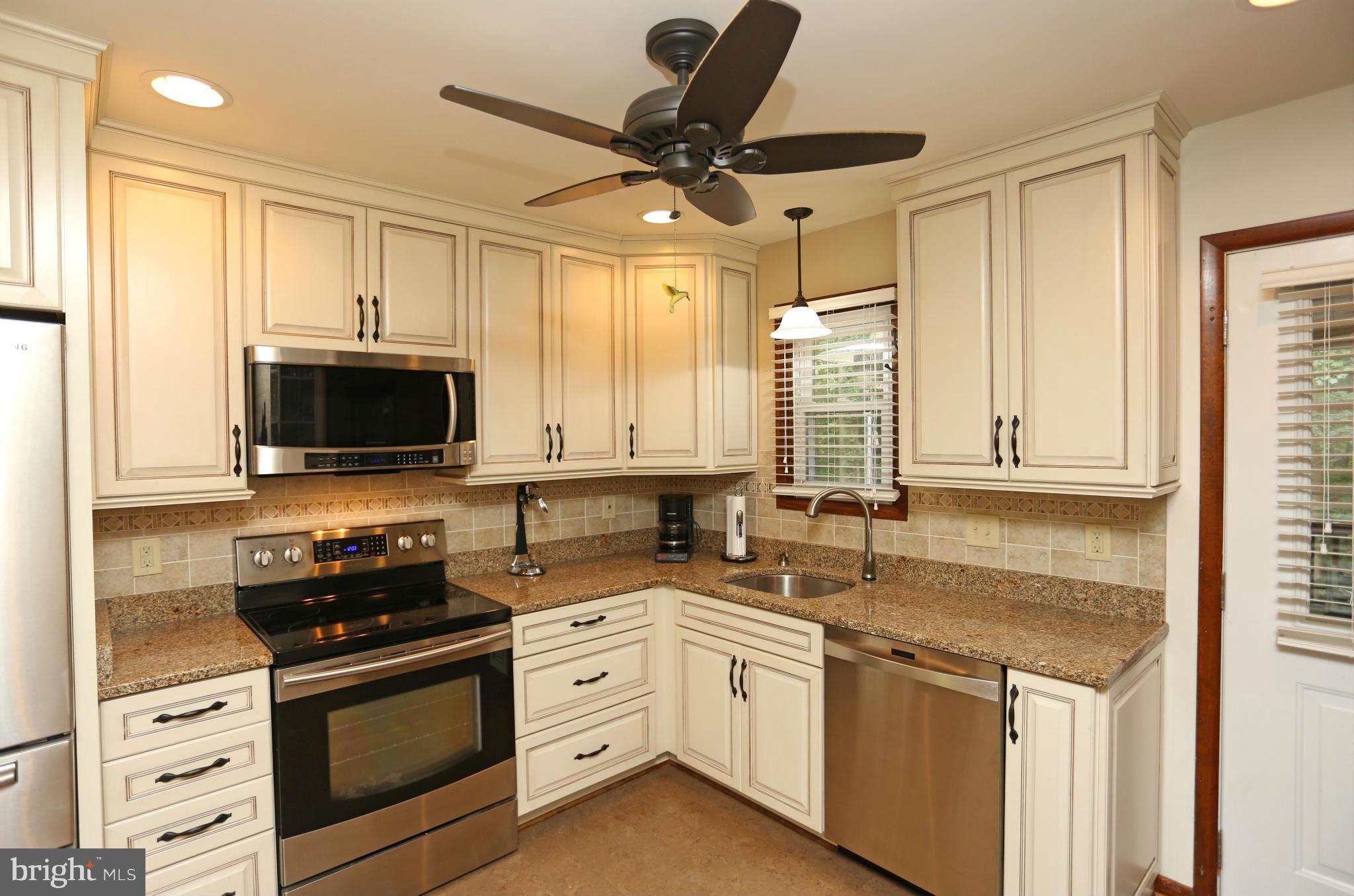 1305 Erica Court Fallston, MD 21047 - Photo 9 of 29 Kitchen