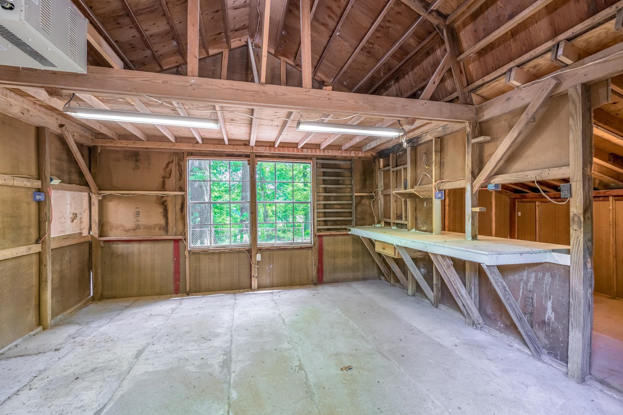 10860 Macedonia Road Brighton, TN 38011 - Photo 20 of 24 a view of an empty room with a window