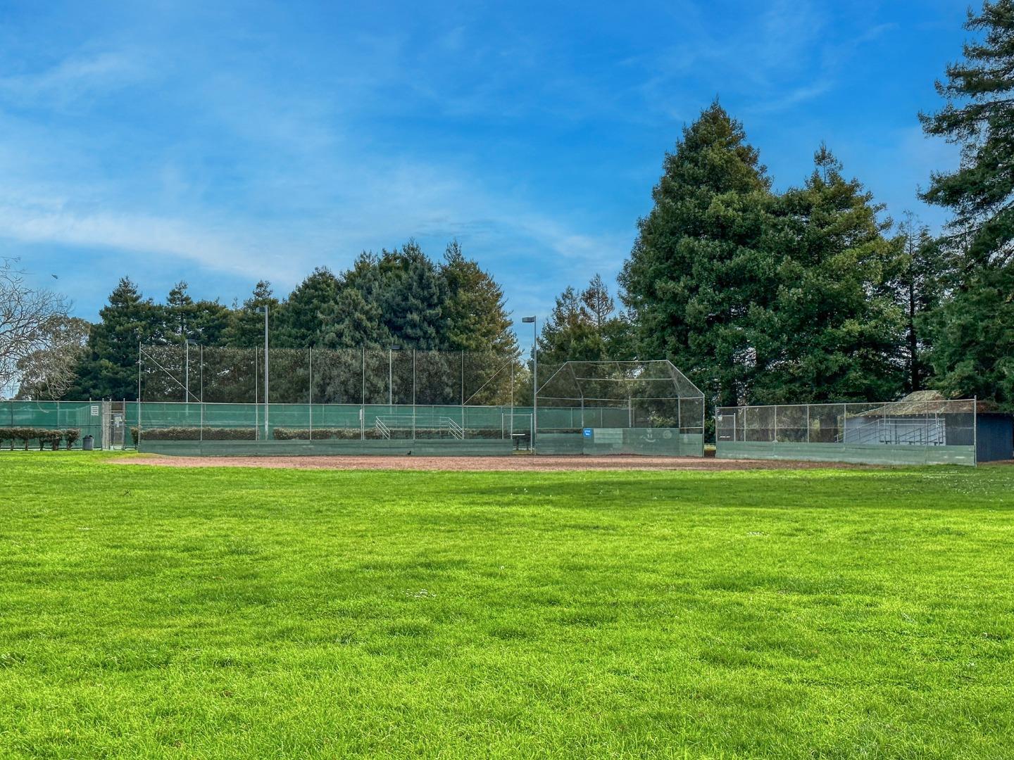 1380 Ruby Court, Unit 2 Capitola, CA 95010 - Photo 36 of 38 a view of a back yard
