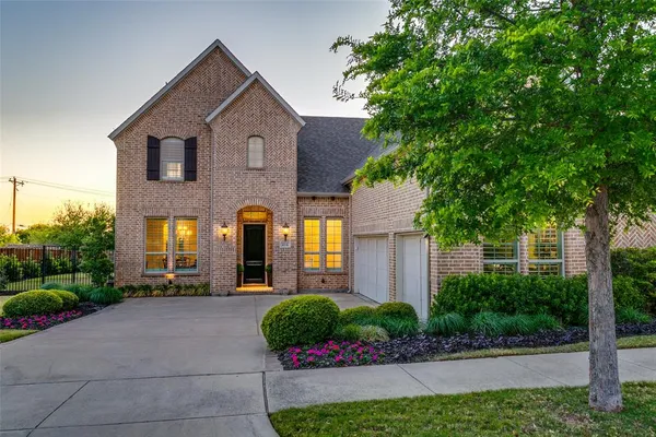 $1,300,000 | 416 Winding Ridge Trail, Southlake, TX 76092