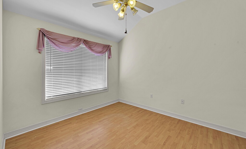 621 South Ruidoso Downs Drive Robinson, TX 76706 - Photo 23 of 41 a view of a livingroom with a window
