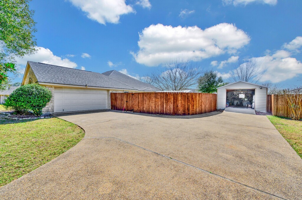 621 South Ruidoso Downs Drive Robinson, TX 76706 - Photo 40 of 41