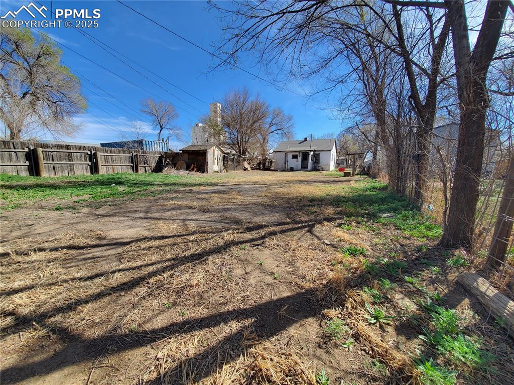 102 South 12th Street Lamar, CO 81052 - Photo 28 of 28 a view of a house with a yard