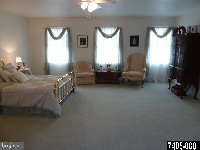 640 Woodside Road York, PA 17406 - Photo 8 of 25 Gallery Image 8