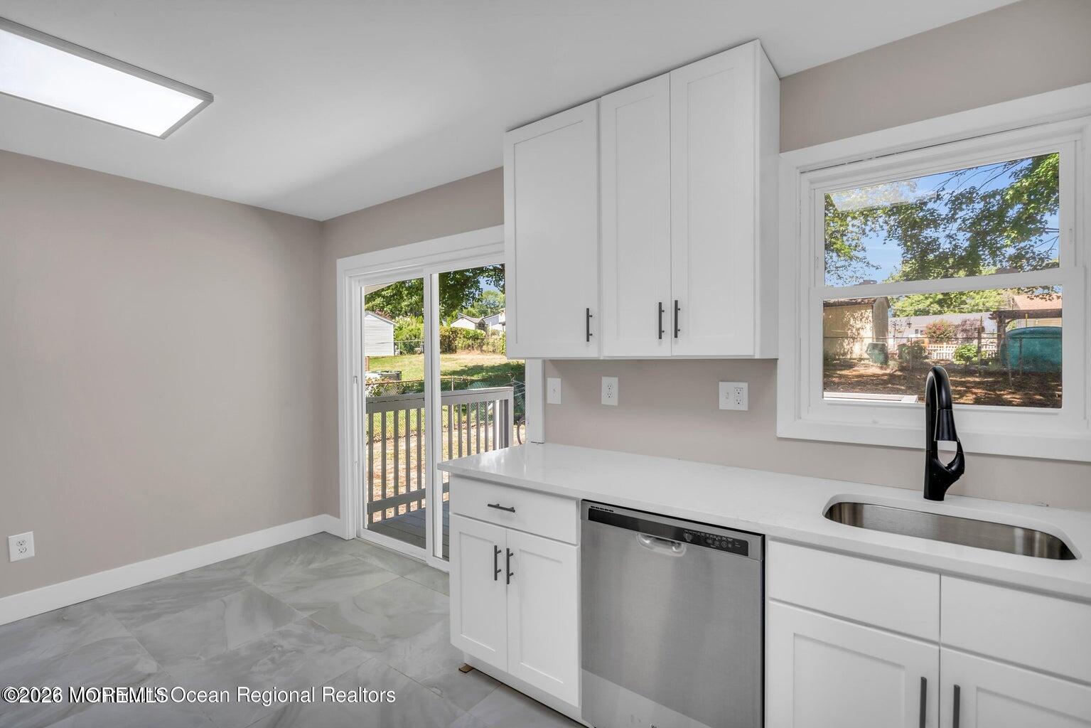 1016 Woodlane Road Jackson, NJ 08527 - Photo 11 of 24 1016 Woodlane 14