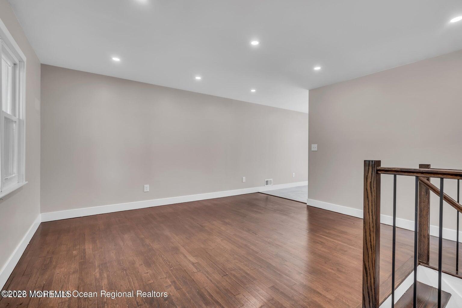 1016 Woodlane Road Jackson, NJ 08527 - Photo 14 of 24 1016 Woodlane 11