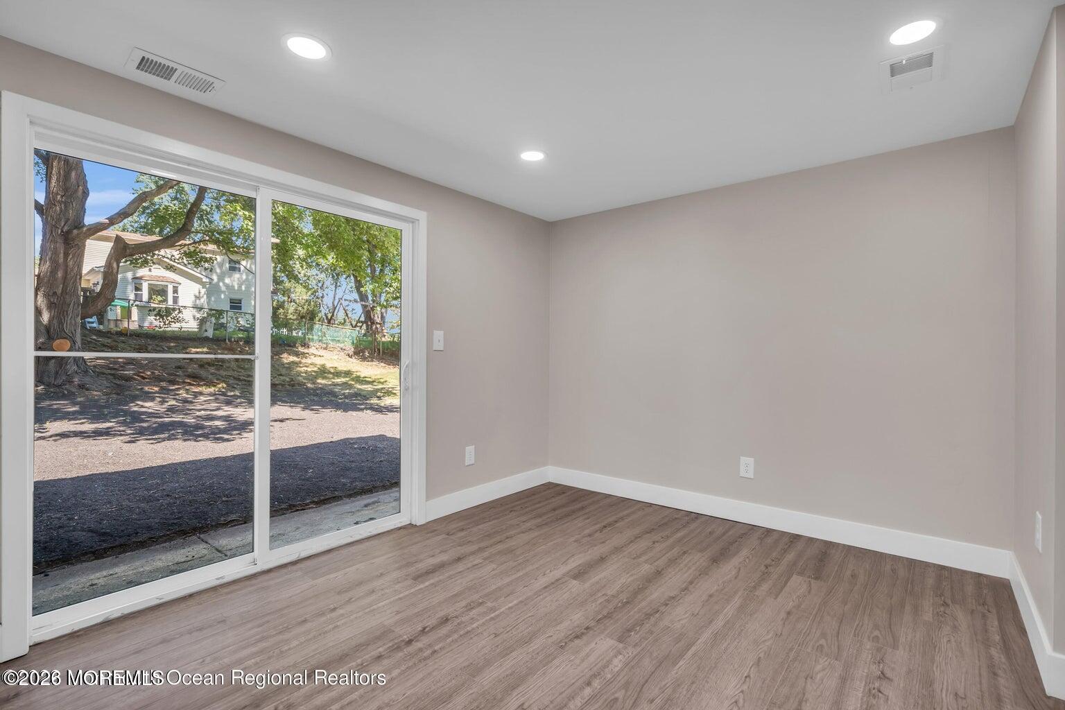 1016 Woodlane Road Jackson, NJ 08527 - Photo 18 of 24 1016 Woodlane 7