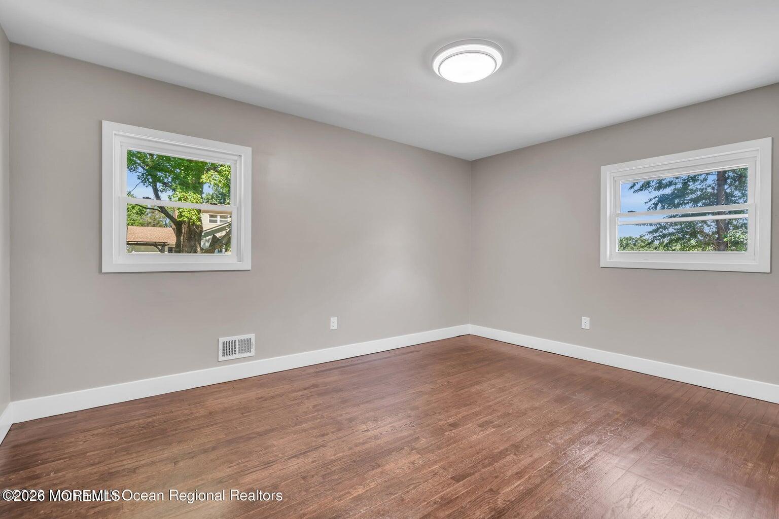 1016 Woodlane Road Jackson, NJ 08527 - Photo 7 of 24 1016 Woodlane 18