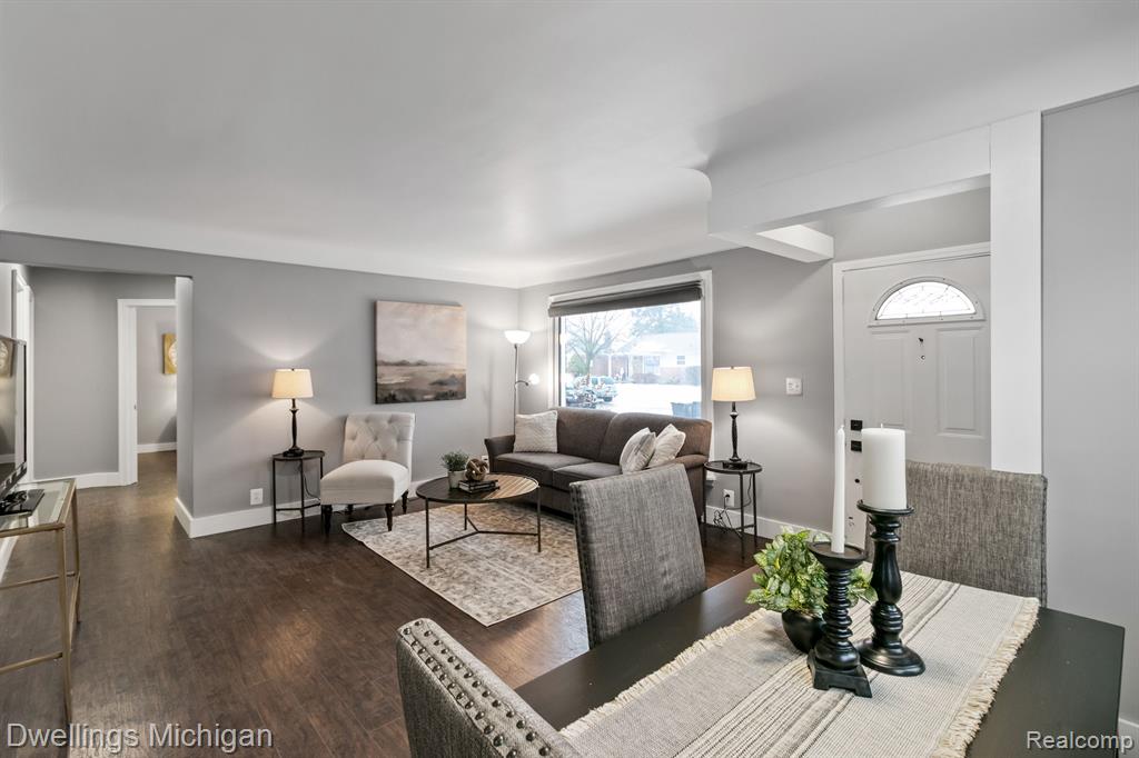 3814 South Longmeadow Road Trenton, MI 48183 - Photo 8 of 24