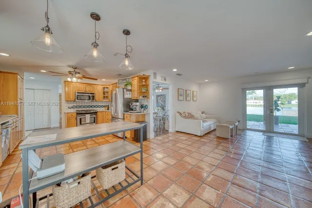 $6,000 | 12620 Southwest 114th Avenue, Miami, FL 33176