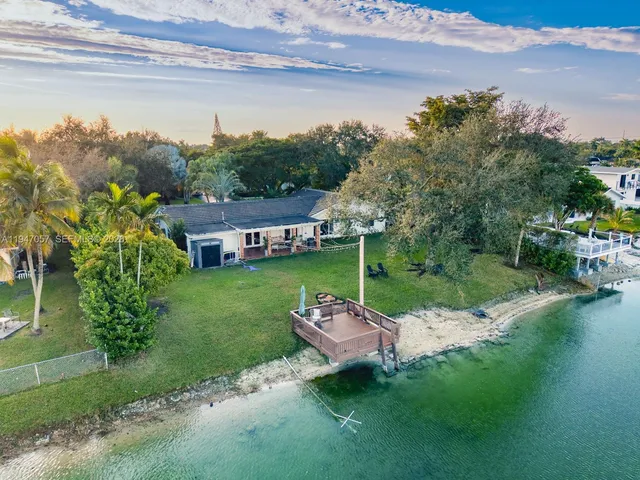 $6,000 | 12620 Southwest 114th Avenue, Miami, FL 33176