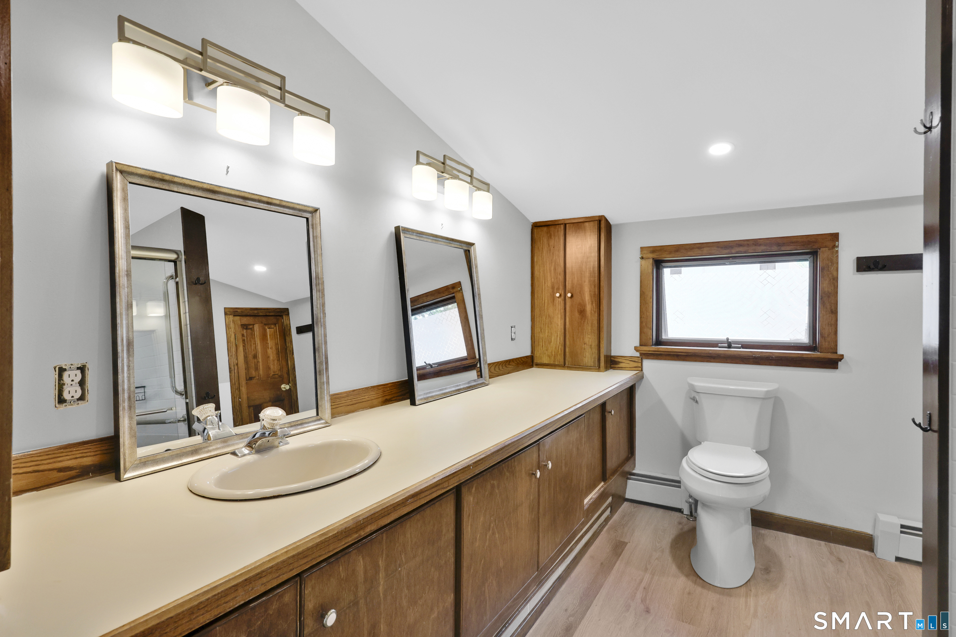 53 Meeks Point Road East Hampton, CT 06424 - Photo 14 of 34
