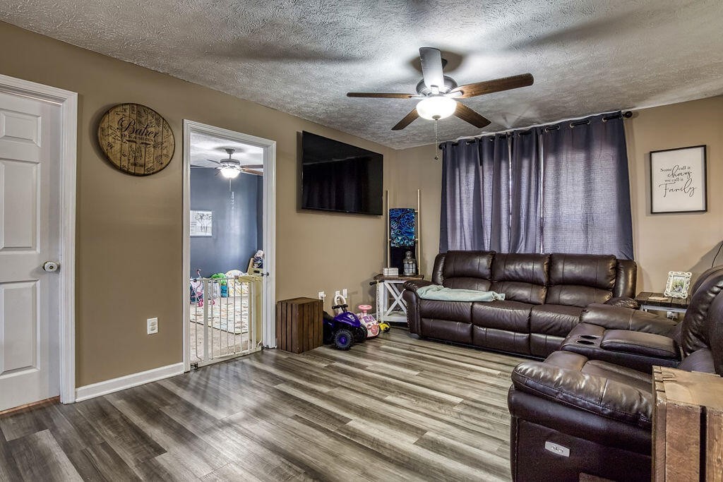 1783 Sand Plant Road Sevierville, TN 37876 - Photo 6 of 22 Gallery Image 6