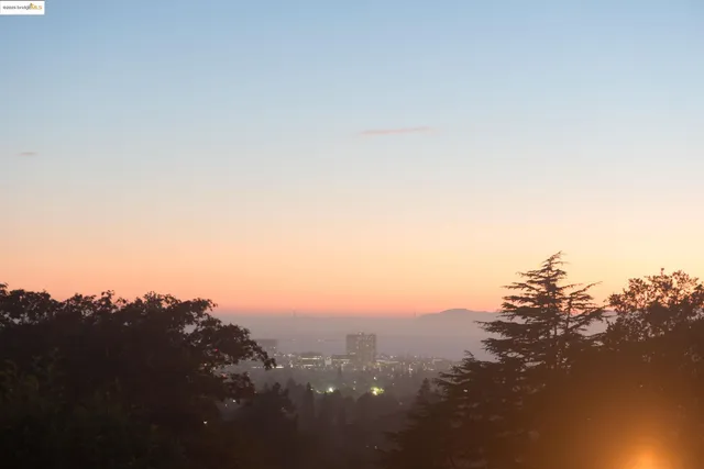 $1,095,000 | 5668 Buena Vista Avenue, Oakland, CA 94618